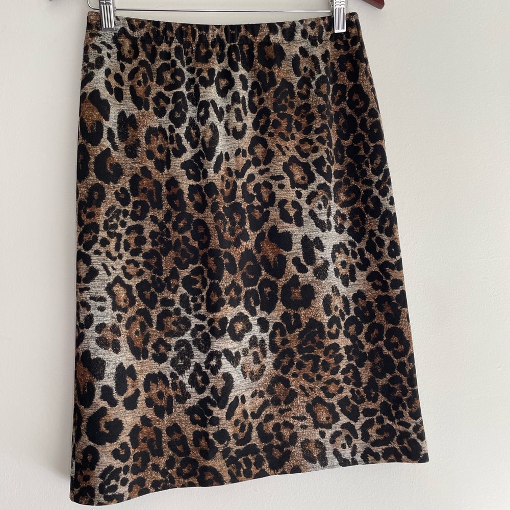 Chico’s Size 0 (US M) Leopard Pencil Skirt - Good condition